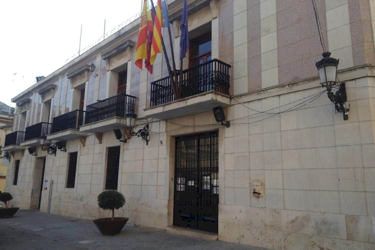 El PP de Silla denuncia que el Ayuntamiento ha aprobado gastos de 1.000.000 de euros con los informes de Intervención en contra