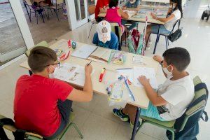 CEMEX dona material escolar y educativo a 300 menores atendidos por "Save The Children"