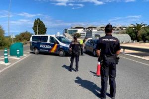 Más de una treintena de detenciones en el aeropuerto de Alicante desde que se inició el estado de alarma