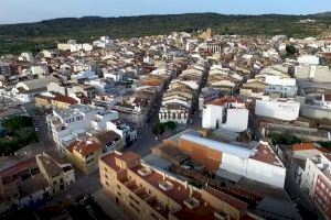 Un pare acoltella de matinada als seus dos fills a Cabanes (Castelló)