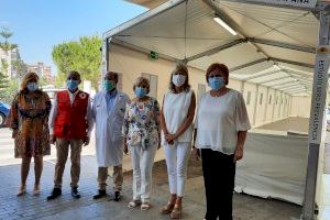 Un centenar de migrantes han llegado contagiados en patera a Alicante - (foto 2) Un centenar de migrantes han llegado contagiados en patera a Alicante - (foto 2)