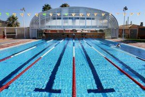 Piscina Municipal de Puçol: un equilibri entre escoles, banyistes i esportistes… Durant un estiu una mica especial