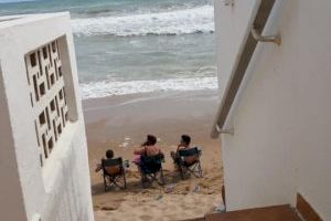 Tavernes s'uneix i esclata contra Costas per la greu deterioració de la platja de la Goleta - (foto 4)