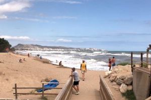 Tavernes s'uneix i esclata contra Costas per la greu deterioració de la platja de la Goleta - (foto 5)