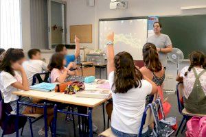Imagen de archivo: Alumnado en una clase del CEIP Ausiàs March
