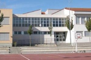 Entradas escalonadas y protocolo COVID en la vuelta al cole en Calp - (foto 2)