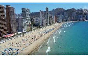 Las playas de Benidorm suman ya dos millones de usuarios