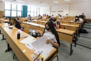 Más de 300 estudiantes se examinan en la UJI en la convocatoria extraordinaria de las Pruebas de Acceso a la Universidad