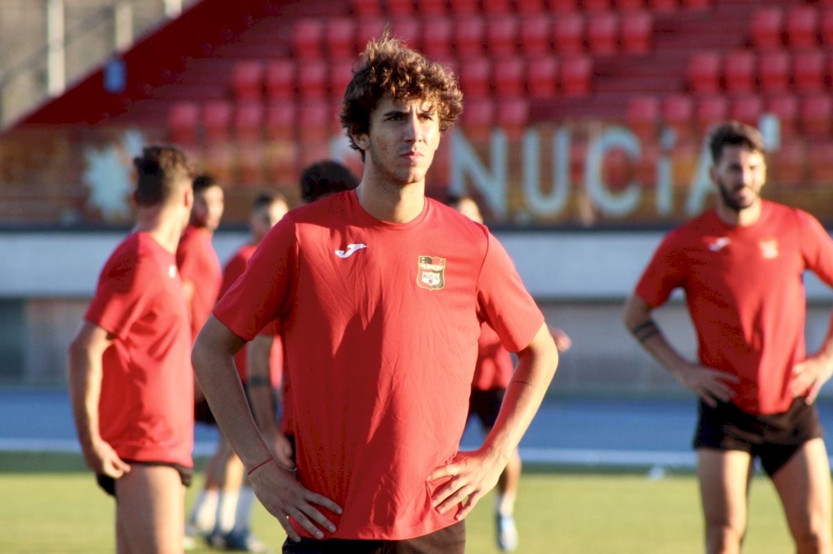 Los “colchoneros” Lama y Soto refuerzan el C.F. La Nucía