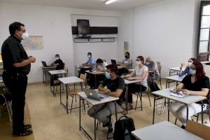 La Facultad de Teología inicia las clases presenciales para más de 200 alumnos