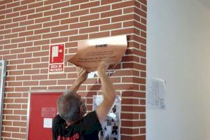 El gobierno municipal retira la placa de la Residencia tras la denuncia de Compromís-Sueca "porque aparecía el nombre del alcalde"