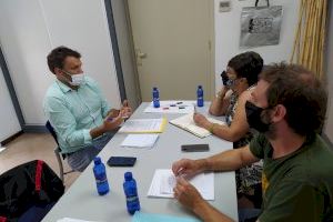 Garrido aborda amb el secretari autonòmic d'Habitatge la denúncia als fons voltor i un conveni per a ampliar el parc públic Garrido aborda amb el secretari autonòmic d'Habitatge la denúncia als fons voltor i un conveni per a ampliar el parc públic