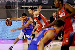 El Valencia Basket tira de oficio y consigue su segunda victoria en Manresa (74-82)