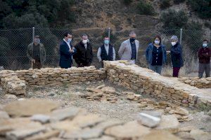La Diputació impulsa l’atractiu turístic de l’Alt Millars amb la posada en valor dels jaciments de Cortes i Zucaina La Diputació impulsa l’atractiu turístic de l’Alt Millars amb la posada en valor dels jaciments de Cortes i Zucaina