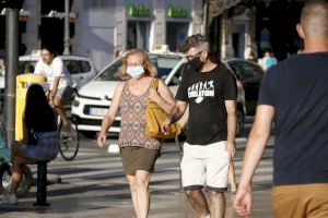 La Comunitat arriba a la fi de setmana amb 590 positius i 5 morts