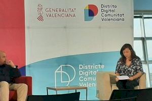 La directora general de la Lucha contra la Brecha Digital apuesta por convertir la tecnología en fuente de captación del talento