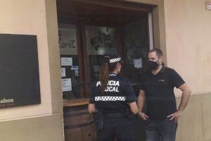 Alberic activa una policía comercial para asegurar el buen servicio a los establecimientos Alberic activa una policía comercial para asegurar el buen servicio a los establecimientos