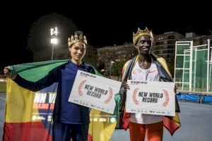 València fa història amb dos nous rècords del món