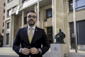 Benlloch remet una carta personalitzada a més de 80 entitats, persones i empreses en agraïment a la seua labor contra la pandèmia de la COVID-19 Benlloch remet una carta personalitzada a més de 80 entitats, persones i empreses en agraïment a la seua labor contra la pandèmia de la COVID-19
