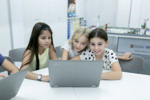 Arranca la 2ª edición de Aquae STEM, que este curso organiza webinars con referentes femeninos en ciencia