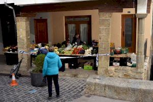 Morella recupera el mercado del domingo en La Plaza - (foto 3) Morella recupera el mercado del domingo en La Plaza - (foto 3)
