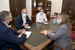 Cristina Fernández traslada a José Martí la disposición de Ciudadanos a pactar los presupuestos de la Diputación de 2021 - (foto 2)