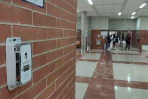 L'UJI instal·la mesuradors de temperatura per a detectar possibles casos de coronavirus - (foto 2)