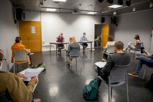 “Valoracció”, el programa de Mislata que busca implicar a la juventud en los problemas de la sociedad - (foto 3) “Valoracció”, el programa de Mislata que busca implicar a la juventud en los problemas de la sociedad - (foto 3)