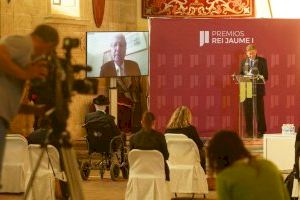 El Premio Nobel Jules Hoffmann: “Los políticos deberían apartarse y apoyar los intentos por encontrar solución a la COVID-19” - (foto 2) El Premio Nobel Jules Hoffmann: “Los políticos deberían apartarse y apoyar los intentos por encontrar solución a la COVID-19” - (foto 2)