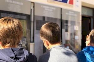 L’alumnat del CRA Alfauir-Ròtova s’apropa al poeta Vicent-Andrés Estellés