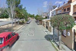 Un incendio en La Cañada (Paterna) se salda con un hombre de 70 años herido