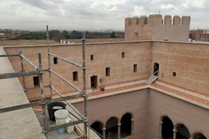 Alaquàs realiza trabajos de convervación y reparación en los artesonados y las cubiertas del Castell