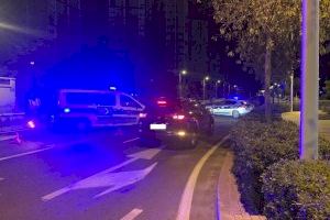 La Policía Local cierra el operativo nocturno con máximo cumplimiento en el toque de queda en Alicante - (foto 2) La Policía Local cierra el operativo nocturno con máximo cumplimiento en el toque de queda en Alicante - (foto 2)