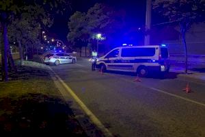 La Policía Local cierra el operativo nocturno con máximo cumplimiento en el toque de queda en Alicante - (foto 3) La Policía Local cierra el operativo nocturno con máximo cumplimiento en el toque de queda en Alicante - (foto 3)