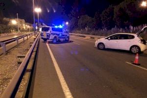 La Policía Local cierra el operativo nocturno con máximo cumplimiento en el toque de queda en Alicante - (foto 8) La Policía Local cierra el operativo nocturno con máximo cumplimiento en el toque de queda en Alicante - (foto 8)