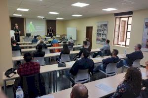 La Policía Local de Alcoy realiza un curso a sus agentes para utilizar correctamente las "Taser"