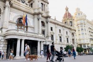 Valencia vuelve a perfilarse como gran foco de COVID-19 tras sumar 79 casos en un día