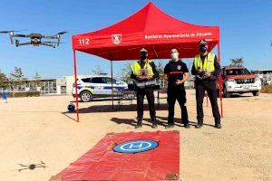 La jornada previa al Día de Todos los Santos transcurre sin incidentes y con una afluencia al Cementerio muy baja de visitas en Alicante