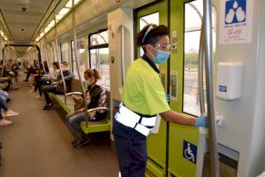 La Generalitat destina más de 4 millones de euros a reforzar las labores de limpieza y desinfección en Metrovalencia y TRAM d'Alacant