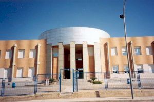 La Escuela Oficial de Idiomas de Benidorm seguirá matriculando en plazas vacantes durante el mes de noviembre La Escuela Oficial de Idiomas de Benidorm seguirá matriculando en plazas vacantes durante el mes de noviembre