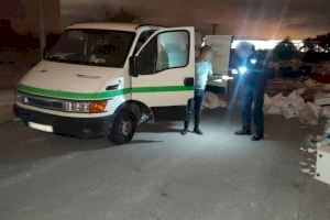 El Servicio de Limpieza Viaria y la Unidad Fox de la Policía Local de Alicante sancionan más de diez infracciones diarias por depósitos irregulares de residuos en la vía pública - (foto 3)