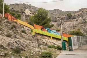 Cullera transforma espacios urbanos en un museo de arte al aire libre