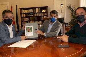 La Diputación de Alicante entrega a Sella y Agost el documento inicial de sus futuros Planes Generales