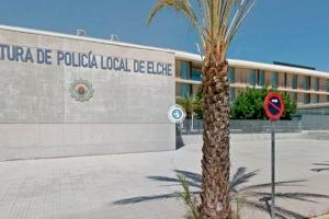 La Policía Local detiene a un hombre por amenazas con un cuchillo en la vía pública