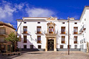 El Centro de Salud Pública de Utiel y el Departamento de Salud de Requena apelan a la responsabilidad social ante el aumento de positivos