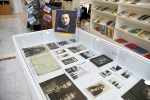 La Biblioteca de Paiporta inaugura una exposición dedicada a la escritora Carmenlina Sánchez-Cutillas - (foto 3)