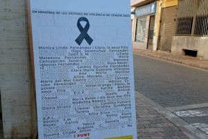 El Ayuntamiento de Almenara instala unos paneles con los nombres de las mujeres asesinadas por violencia de género