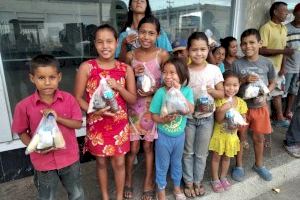 Una religiosa valenciana inicia una campaña de recogida de juguetes para “iluminar la cara” de los niños de Venezuela Una religiosa valenciana inicia una campaña de recogida de juguetes para “iluminar la cara” de los niños de Venezuela