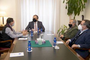 José Martí rep la proposta de la Host del Castell Vell de celebrar en 2022 a Castelló el Congrés Europeu de Confraries Gastronòmiques - (foto 2)