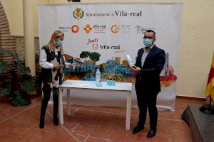 Vila-real amplía el plan de medidas de prevención ante la covid-19 en centros educativos con el reparto de 12.000 mascarillas y 4.000 envases de spray desinfectante